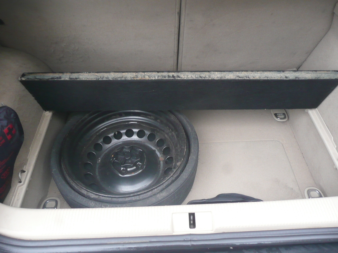 Used Audi A2 2001 for sale - 76553769: Photo 13