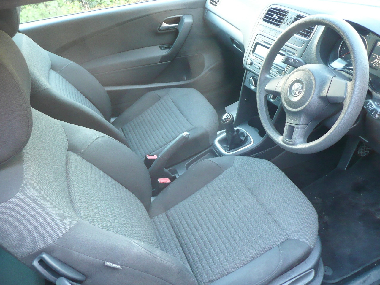 Used Volkswagen Polo 2014 for sale - 76693304: Photo 13