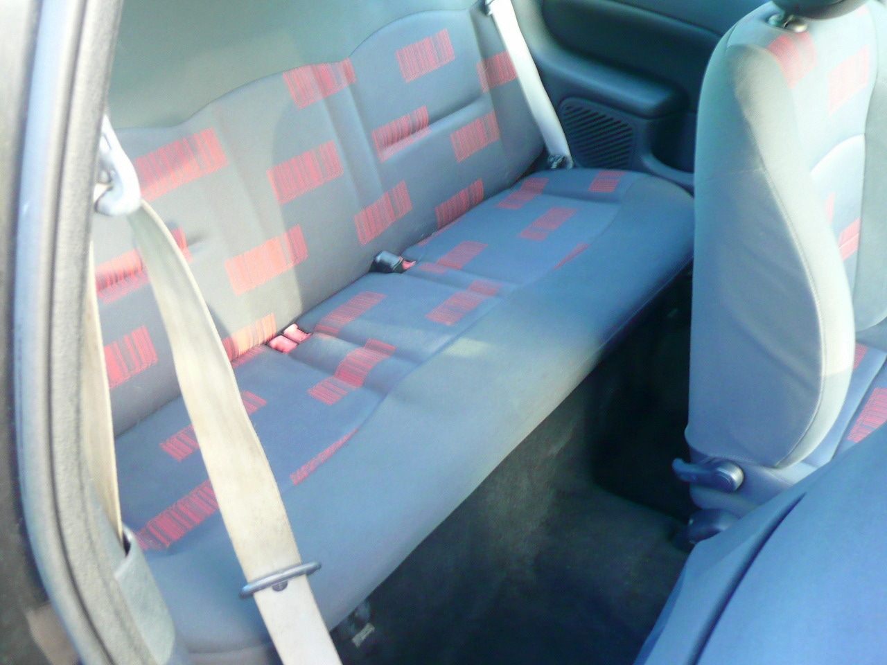 Used Renault Clio 2004 for sale - 77918539: Photo 13