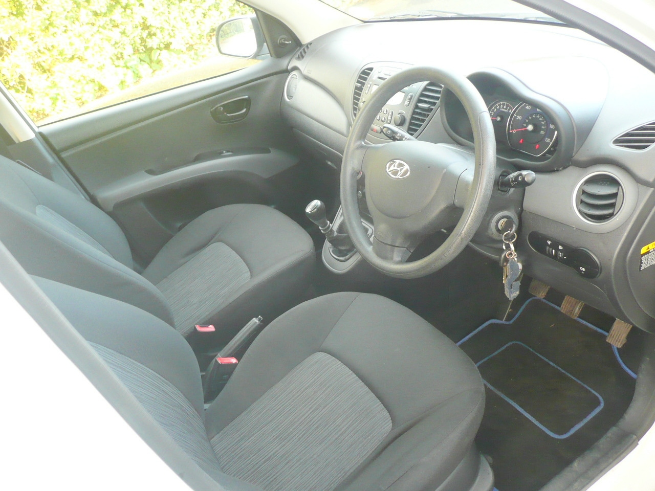 Used Hyundai i10 2013 for sale - 76428064: Photo 14