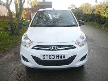 Used Hyundai i10 2013 for sale - 76428064: Photo