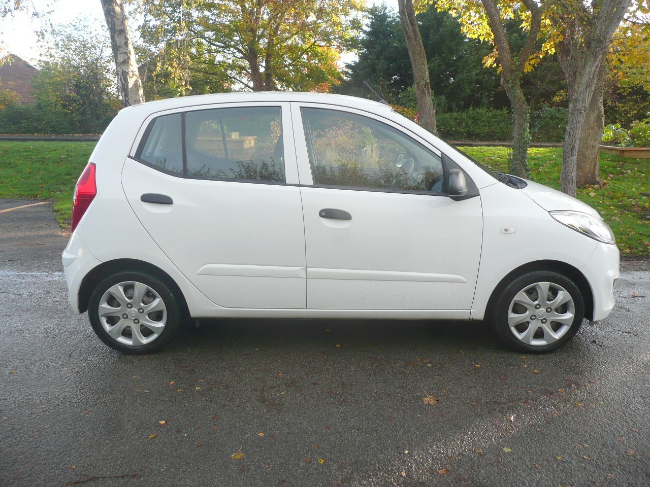 Used Hyundai i10 2013 for sale - 76428064: Photo 7
