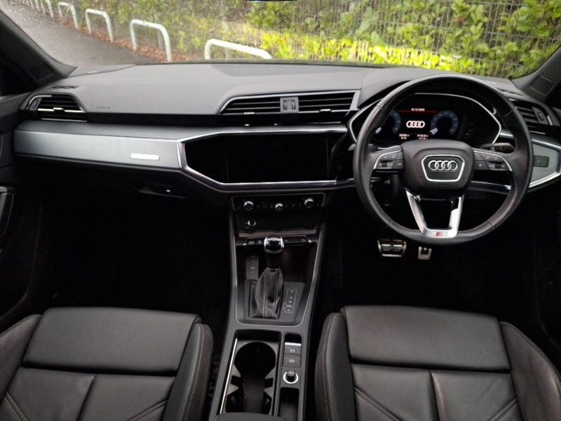 Used Audi Q3 2021 for sale - 76987257: Photo 2