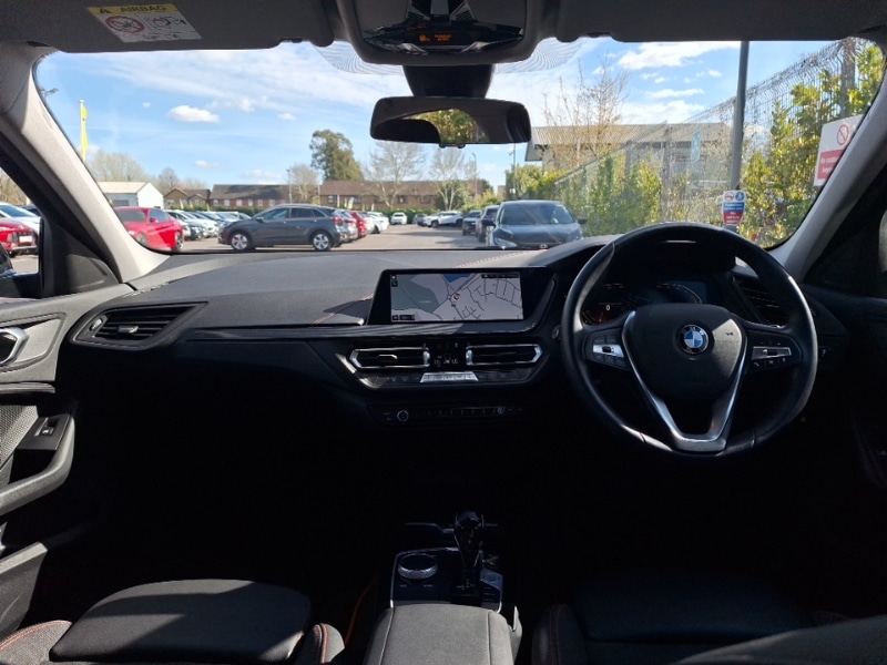 Used BMW 1 Series 2023 for sale - 78033055: Photo 2