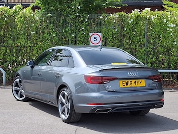 Used Audi A4 2019 for sale - 79332423: Photo