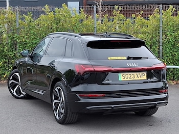 Used Audi e-tron 2023 for sale - 78621775: Photo
