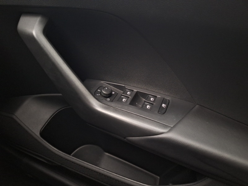 Used Volkswagen T-Cross 2024 for sale - 77141475: Photo 16