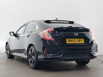 Used Honda Civic 2019 for sale - 77352929: Photo