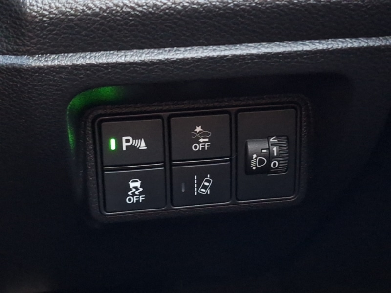 Used Honda Civic 2018 for sale - 76651504: Photo 17