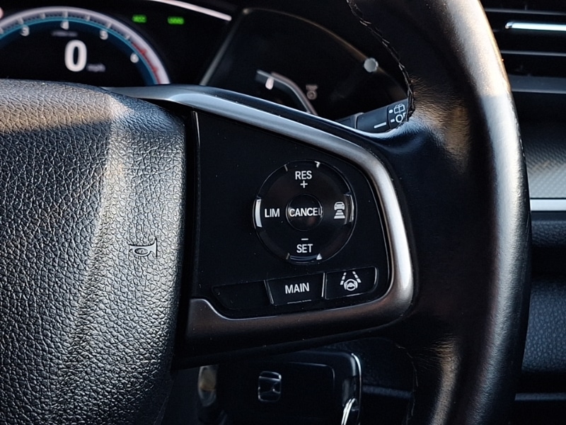 Used Honda Civic 2018 for sale - 76651504: Photo 19