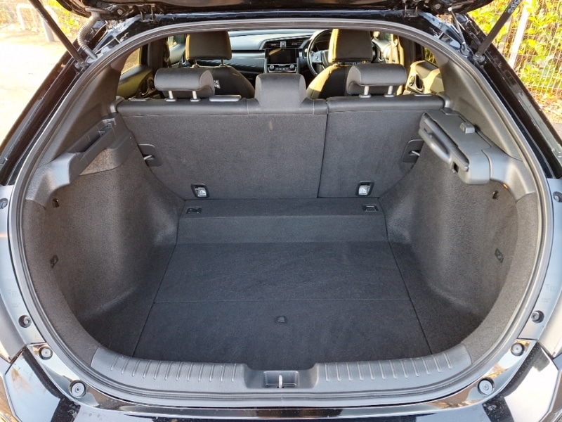 Used Honda Civic 2018 for sale - 76651504: Photo 8