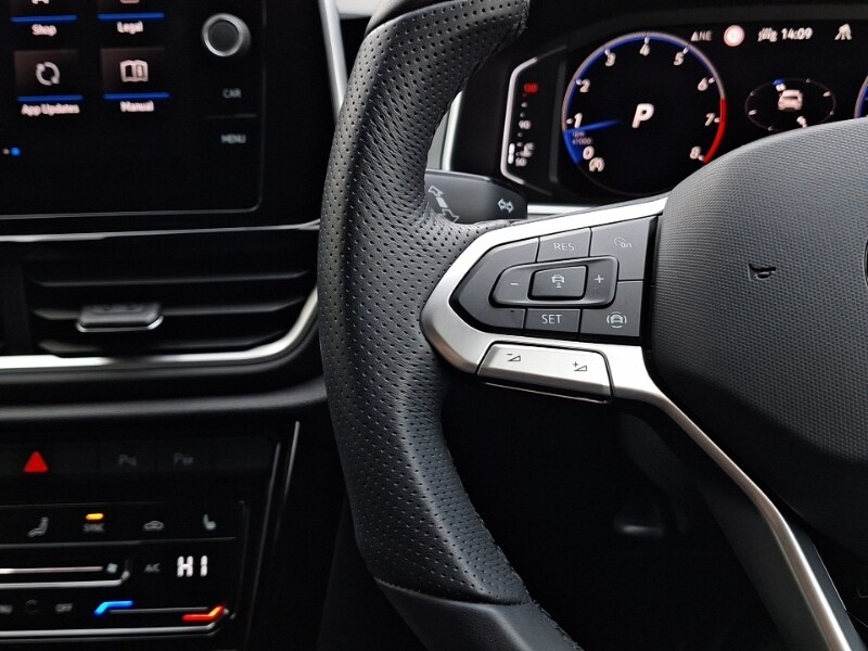 Used Volkswagen T-Roc 2025 for sale - 77366692: Photo 18