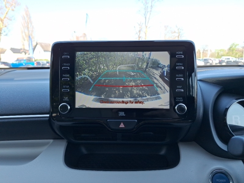 Used Toyota Yaris 2021 for sale - 77947685: Photo 11