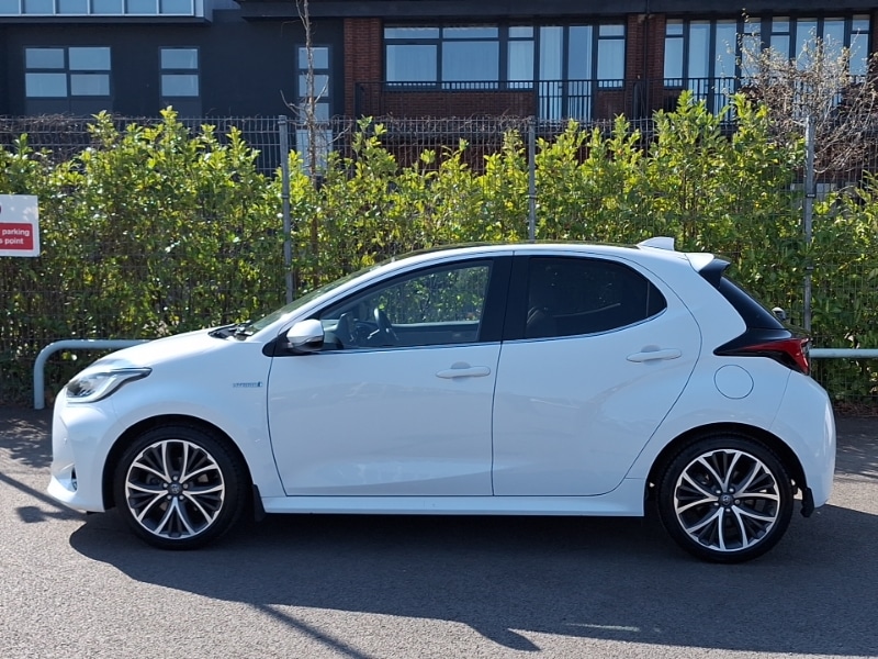 Used Toyota Yaris 2021 for sale - 77947685: Photo 4