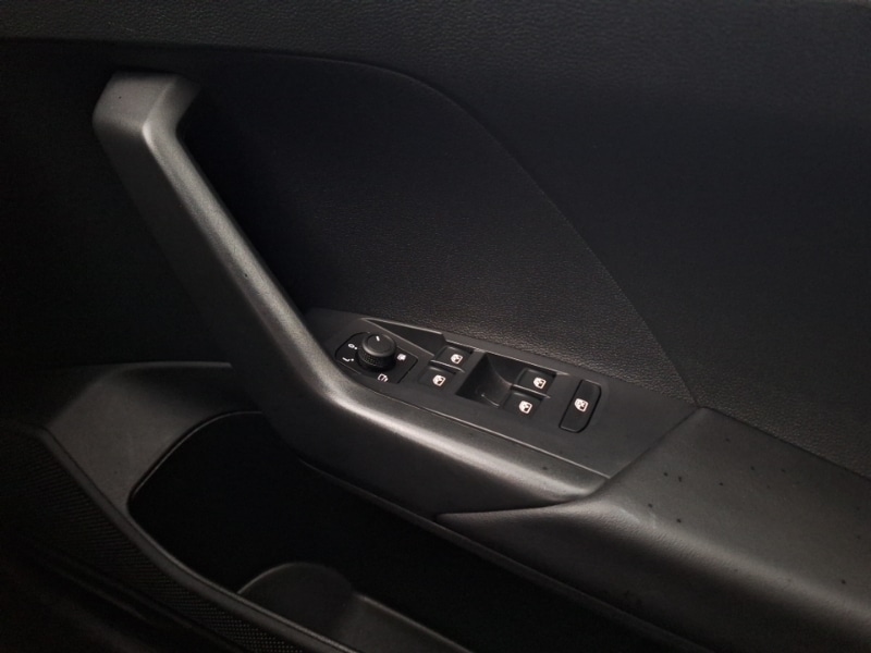 Used Volkswagen T-Cross 2024 for sale - 77992479: Photo 16