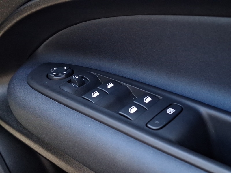 Used Alfa Romeo Junior 2025 for sale - 78147102: Photo 17