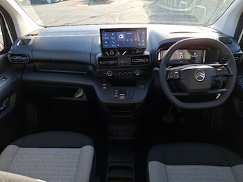 Used Citroen Berlingo 2025 for sale - 76602540: Photo