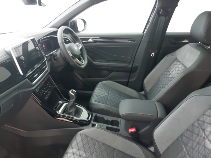 Used Volkswagen T-Roc 2025 for sale - 76593984: Photo 5