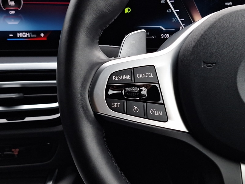 Used BMW 3 Series 2024 for sale - 77320032: Photo 18