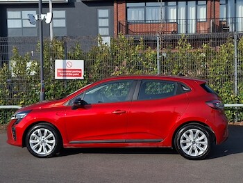 Used Renault Clio 2025 for sale - 78342338: Photo