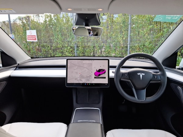 Used Tesla Model Y 2023 for sale - 76213145: Photo 2