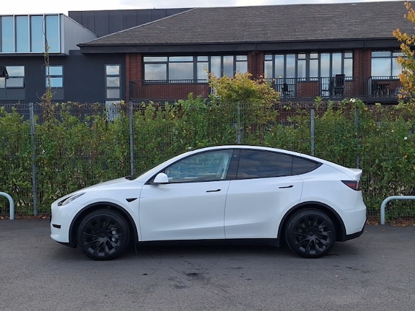 Used Tesla Model Y 2023 for sale - 76213145: Photo 4