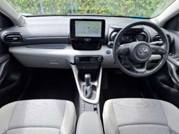Used Toyota Yaris 2023 for sale - 74564029: Photo
