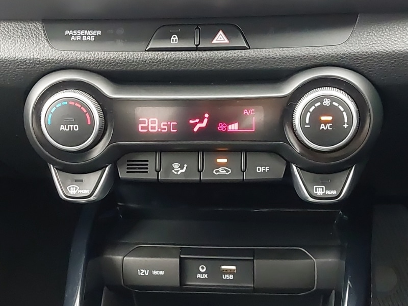 Used Kia Stonic 2019 for sale - 76271930: Photo 16