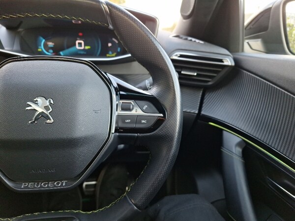 Used Peugeot 2008 2022 for sale - 76176778: Photo 19