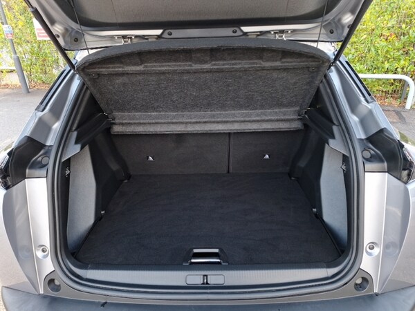 Used Peugeot 2008 2022 for sale - 76176778: Photo 8