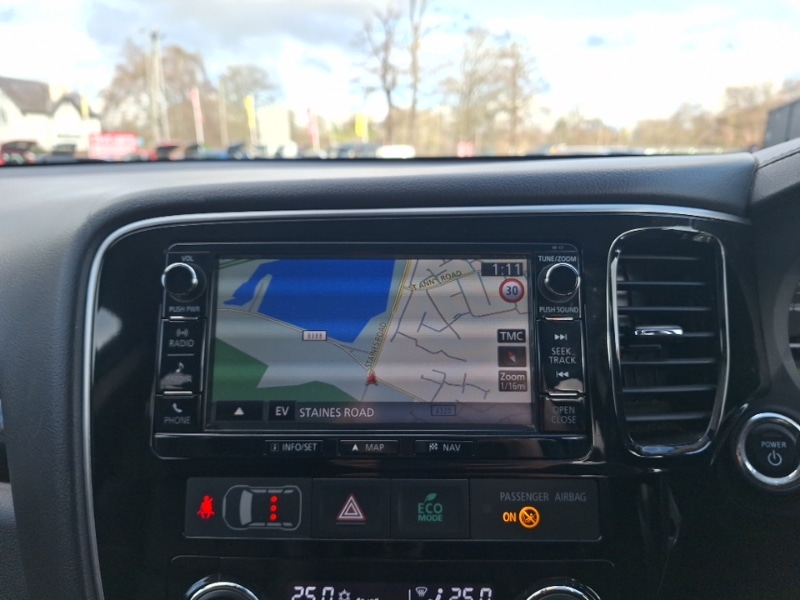 Used Mitsubishi Outlander 2017 for sale - 77352974: Photo 10