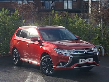 Used Mitsubishi Outlander 2017 for sale - 77352974: Photo