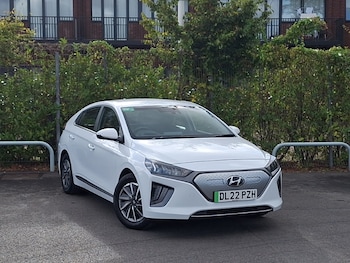2022 - 100kW Premium 38kWh 5dr Auto