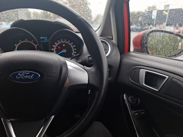 Used Ford Fiesta 2015 for sale - 76271926: Photo 19