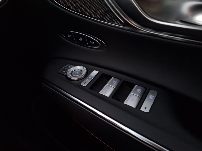 Used Genesis GV70 2023 for sale - 77183628: Photo 17