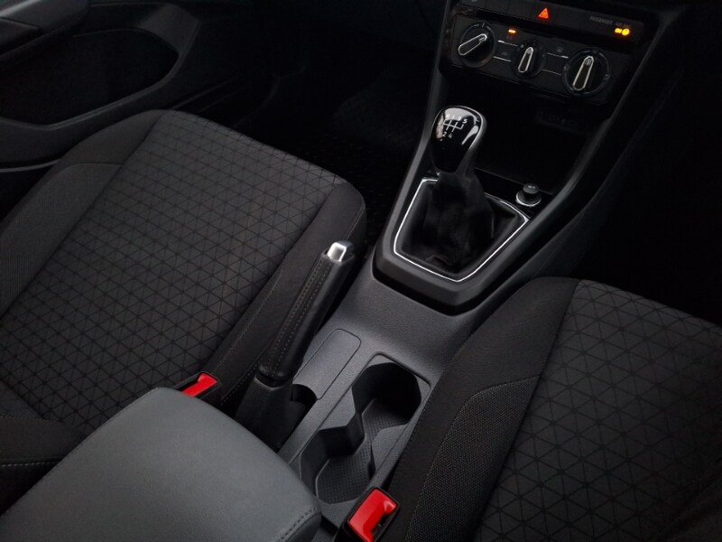 Used Volkswagen T-Cross 2021 for sale - 76613898: Photo 15