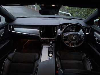 Used Volvo S90 2020 for sale - 76959049: Photo