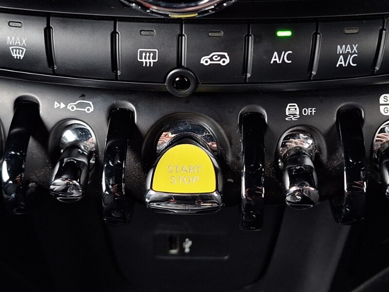 Used MINI Hatch 2021 for sale - 77760980: Photo 14