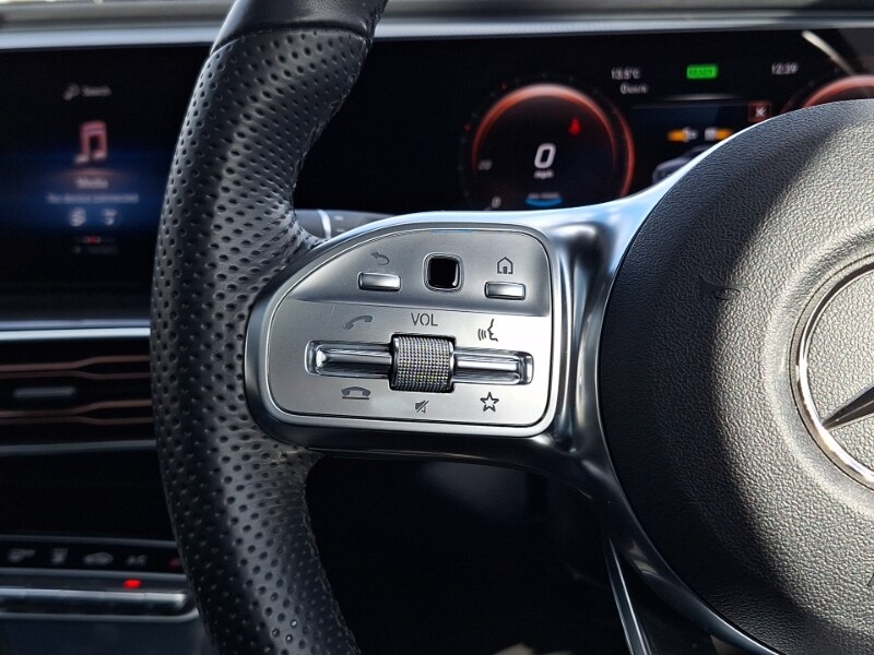 Used Mercedes-Benz EQC 2023 for sale - 77832132: Photo 18