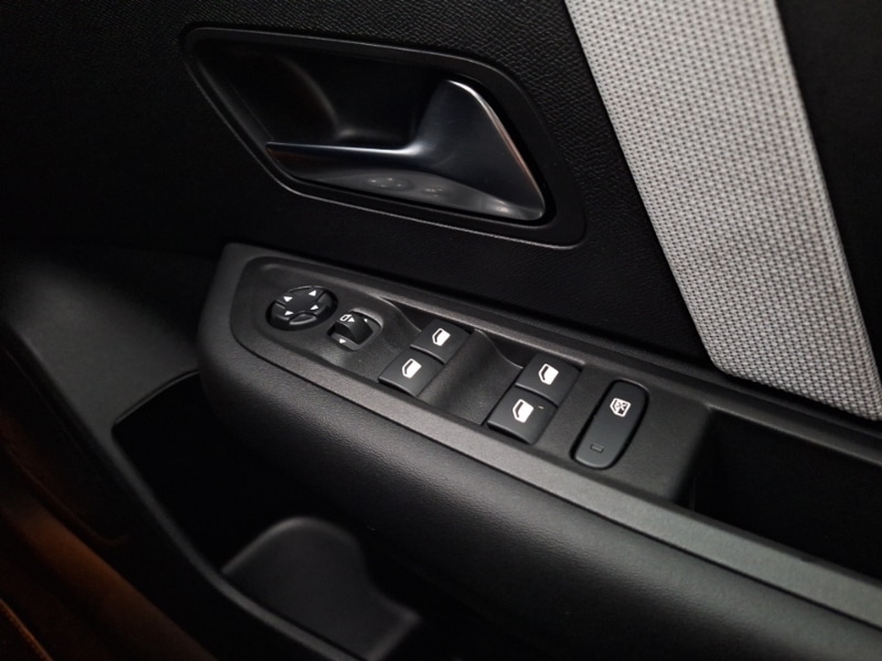 Used Citroen C4 2025 for sale - 76583491: Photo 17