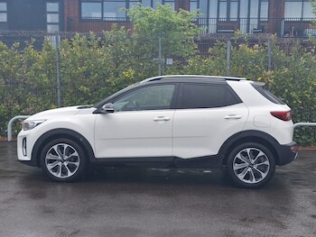 Used Kia Stonic 2022 for sale - 78403497: Photo