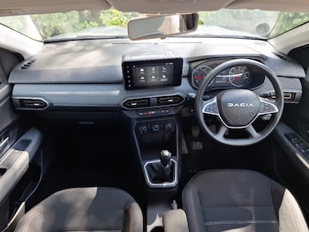 Used Dacia Sandero Stepway 2024 for sale - 79447519: Photo