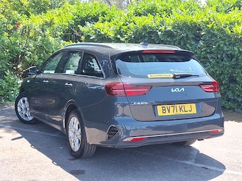 Used Kia Ceed 2021 for sale - 79153065: Photo
