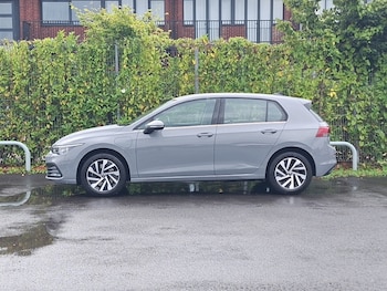 Used Volkswagen Golf 2021 for sale - 75429216: Photo