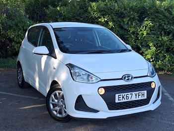 Used Hyundai i10 2017 for sale - 79501551: Photo