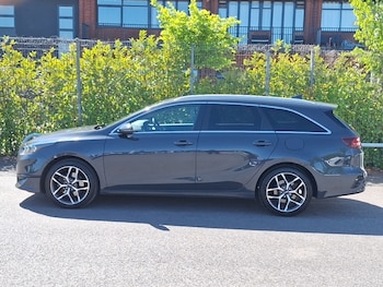 Used Kia Ceed 2024 for sale - 78369340: Photo