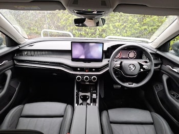 Used Skoda Superb 2024 for sale - 77338355: Photo