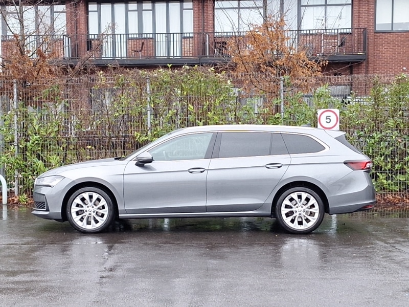 Used Skoda Superb 2024 for sale - 77338355: Photo 4