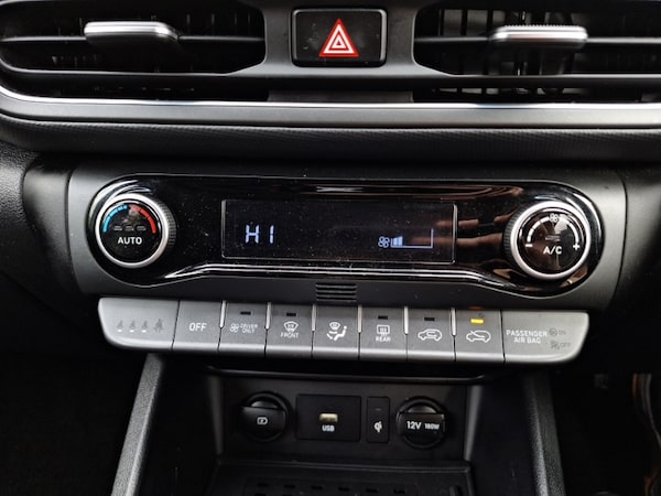 Used Hyundai KONA 2021 for sale - 76226061: Photo 14