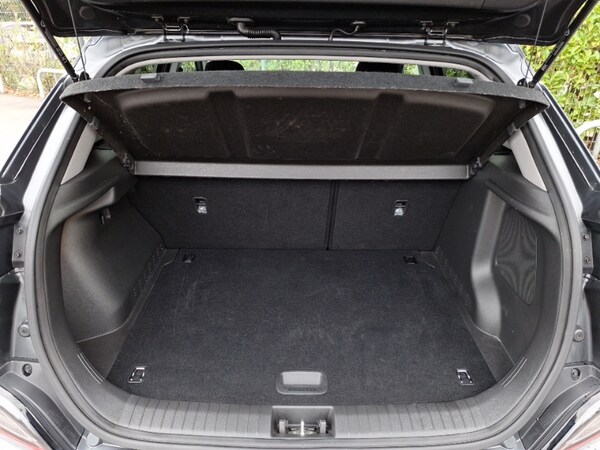 Used Hyundai KONA 2021 for sale - 76226061: Photo 8